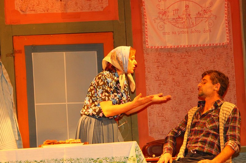 Trampoty z laskou (48).JPG